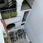Rubra Apartments